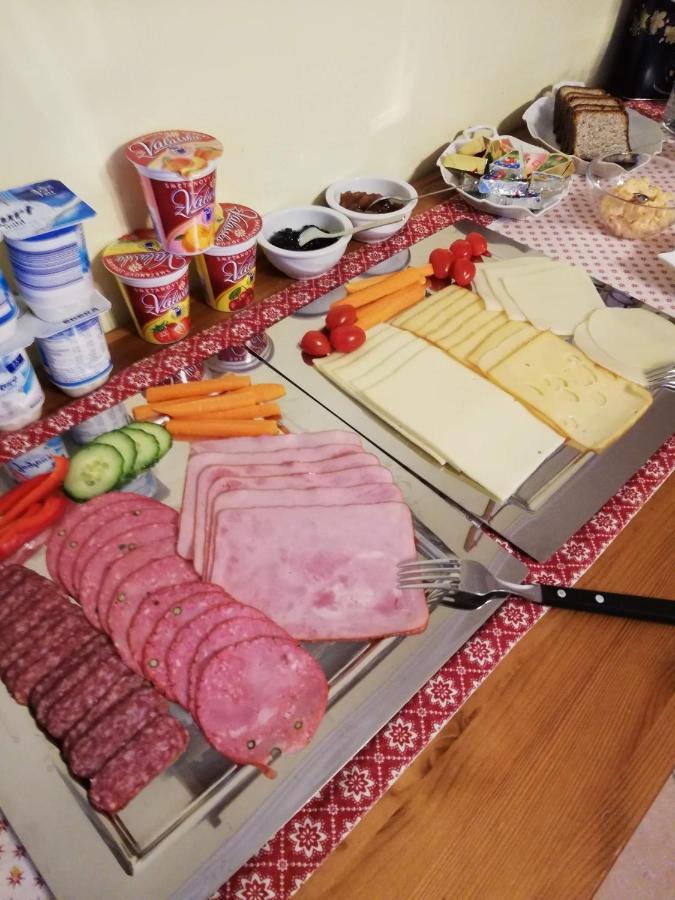 Ubytovani Edita Boží Dar Exteriör bild